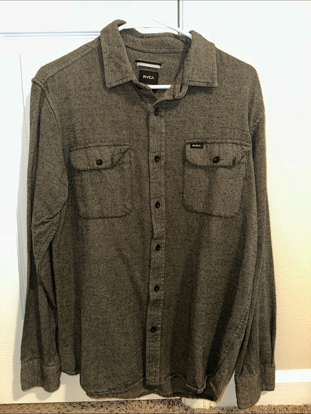 RVCA Men's Olive Green Long-Sleeve Button-Up Shirt